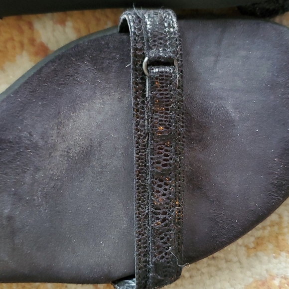 Sandals - Picture 5 of 5